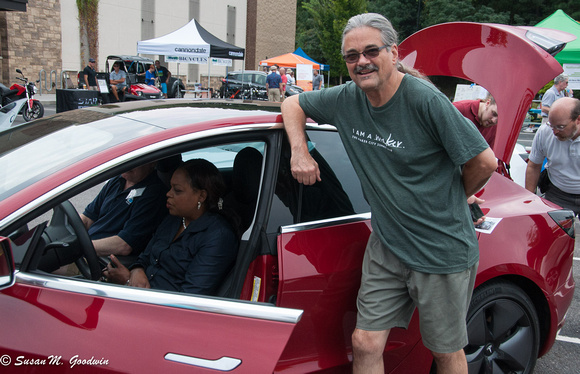 2019 National Drive Electric Week - Knoxville, TN, Ride & Drive, Evelyn and Michael Gill in Tesla Model 3